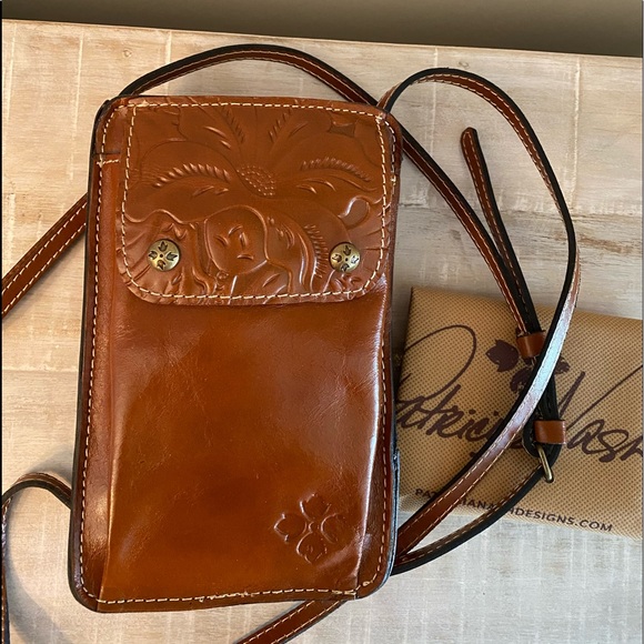 Patricia Nash Handbags - Patricia Nash Marinella Crossbody Handbag